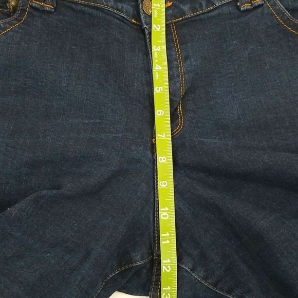 Lane Bryant Bootcut Dark Blue Jeans. SIZE 18T. 0083 - Picture 3 of 7